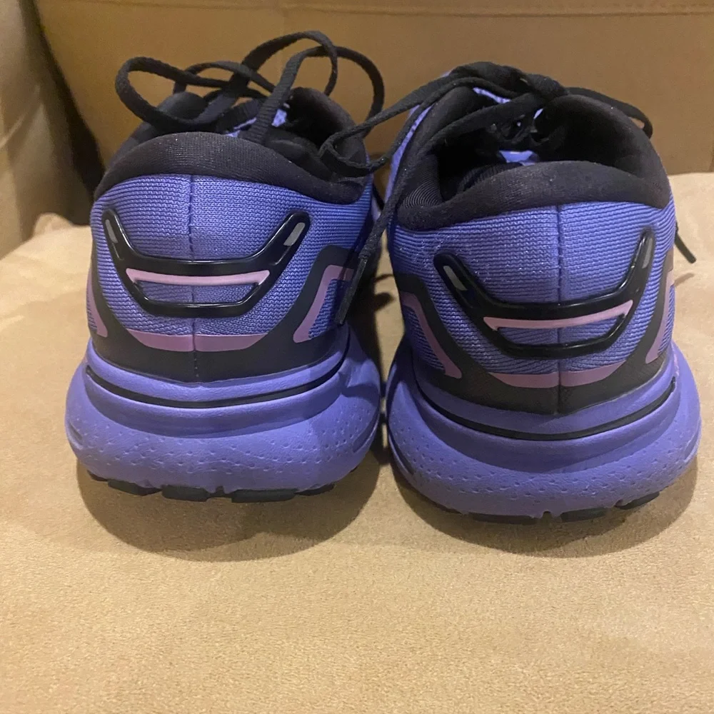 Brooks Ghost 15 Women's Shoes in Purple and Black-Size 7.5 - Picture 2 of 8